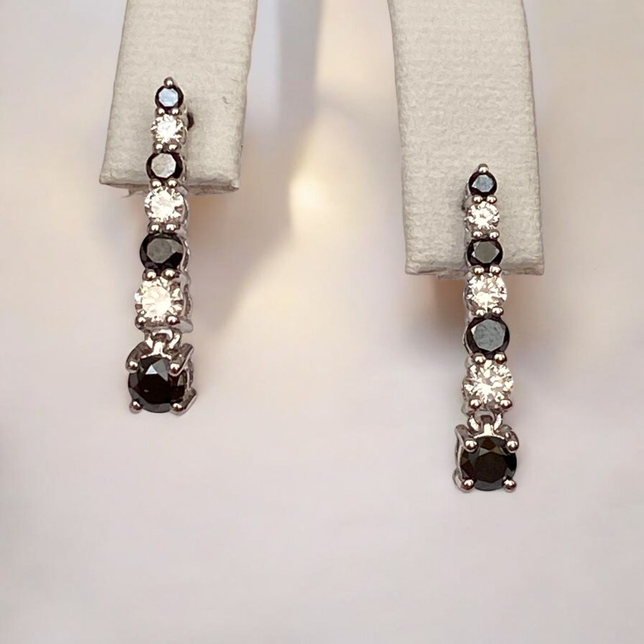 18K White Gold Dangle Ear Studs with White & Black Diamonds