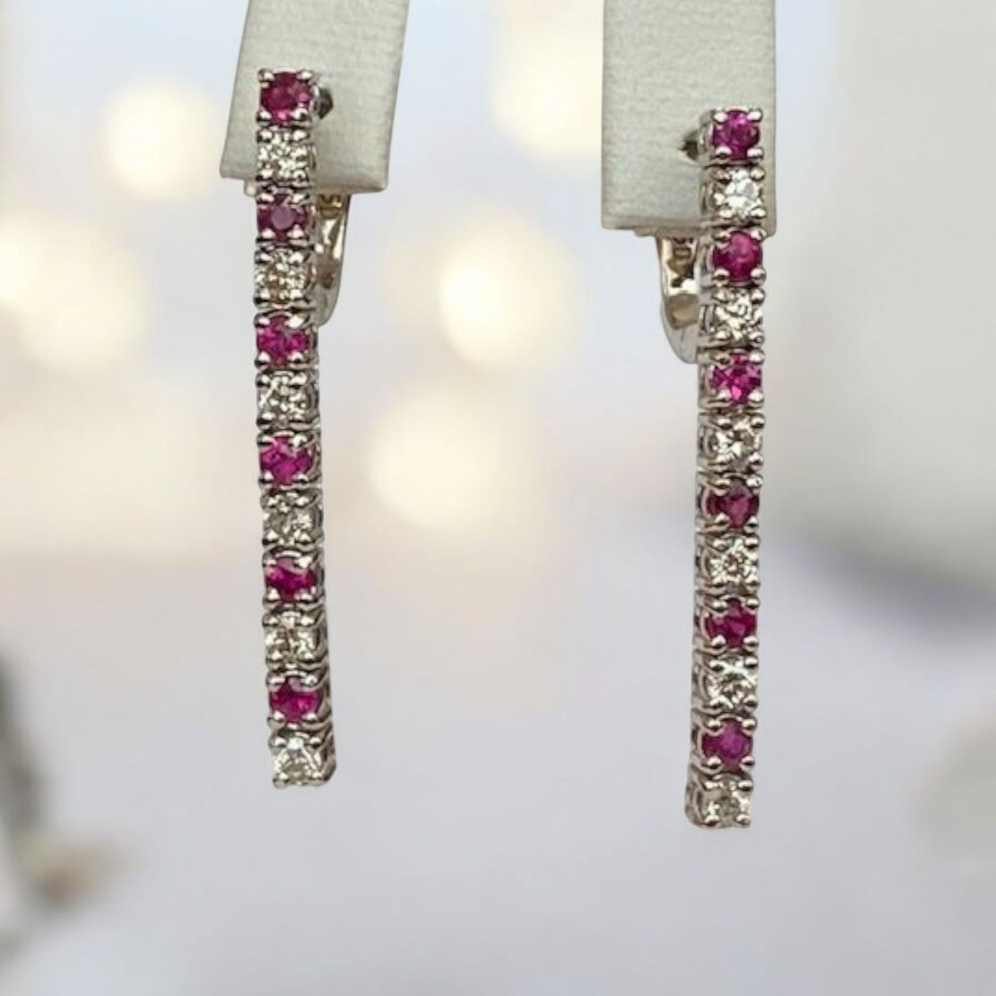 White  18 kt Gold Hanging Stud Earrings with Diamonds & Rubies
